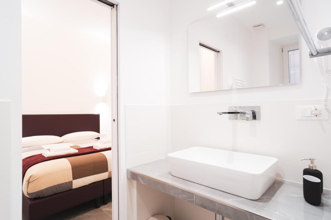 Lux Pretoria Guest house *