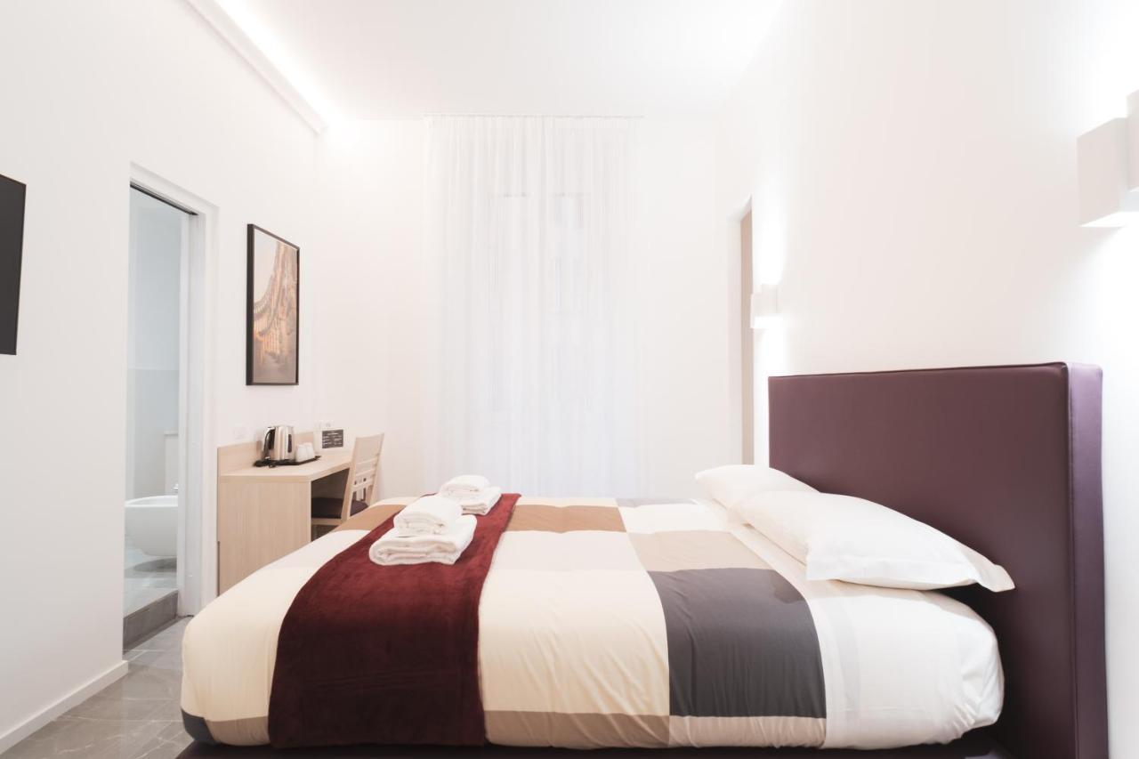 Lux Pretoria Guest house Rome