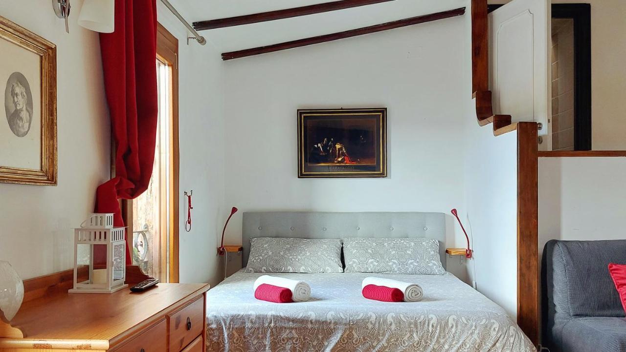 Mattia's Penthouse - View Over Trastevere Roofs Apartment *