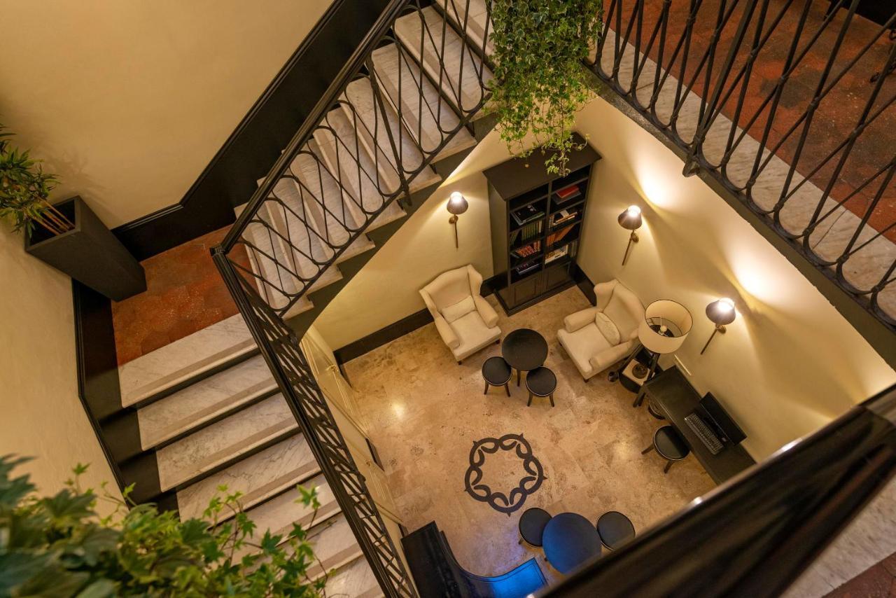 Profumo Maison Colosseo 3* Rome