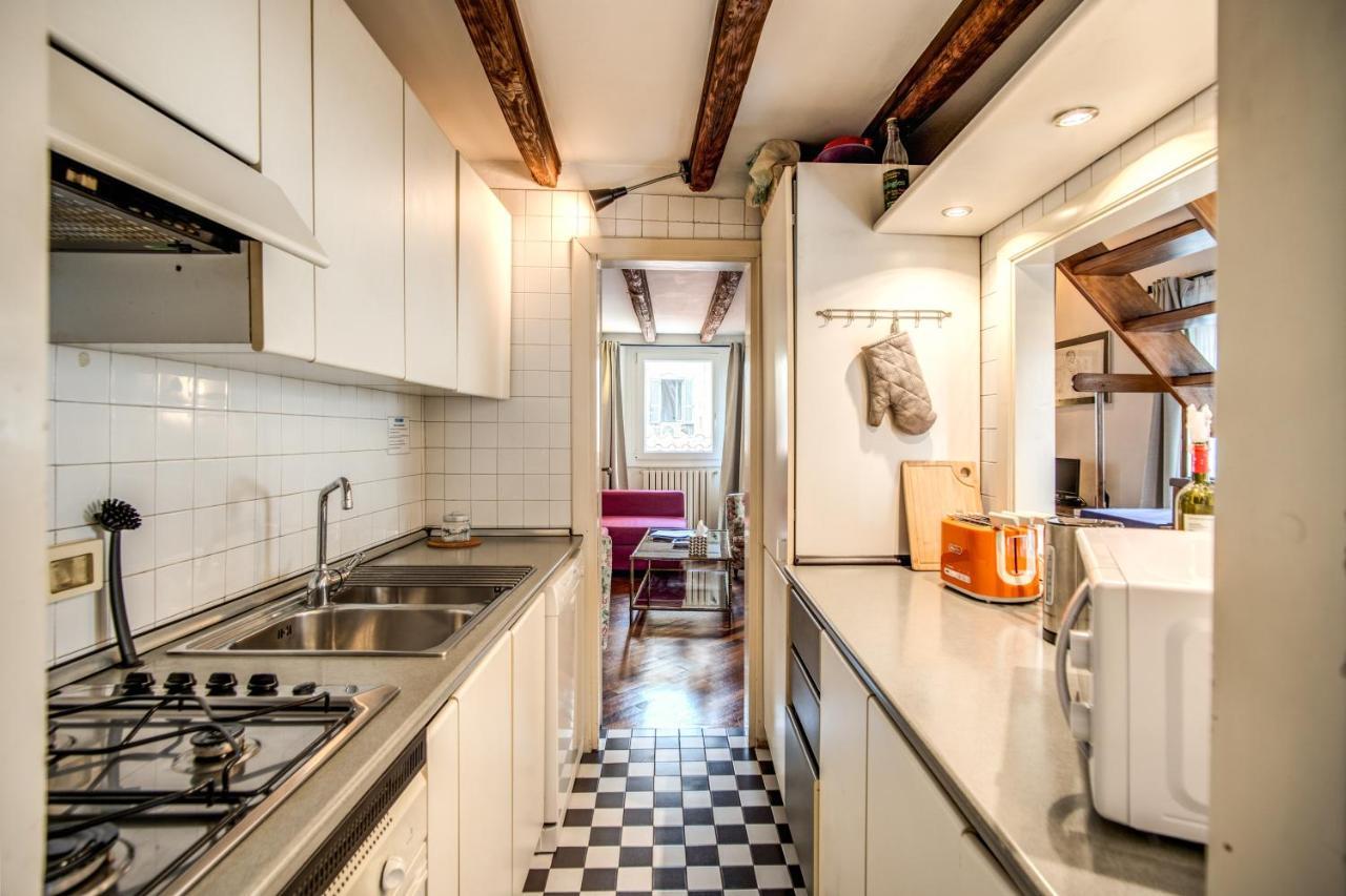 Lovely Attic With Private Terrace By Piazza Navona * Rome