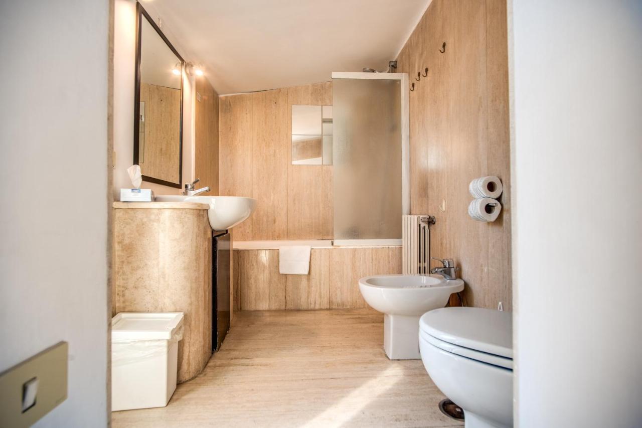 Apartment Lovely Attic With Private Terrace By Piazza Navona Rome