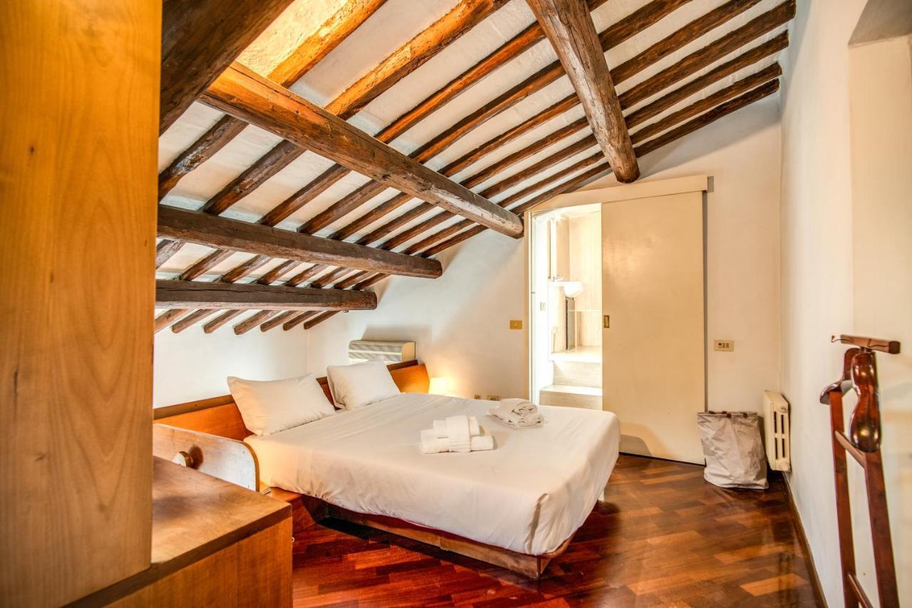 Lovely Attic With Private Terrace By Piazza Navona Apartment Rome