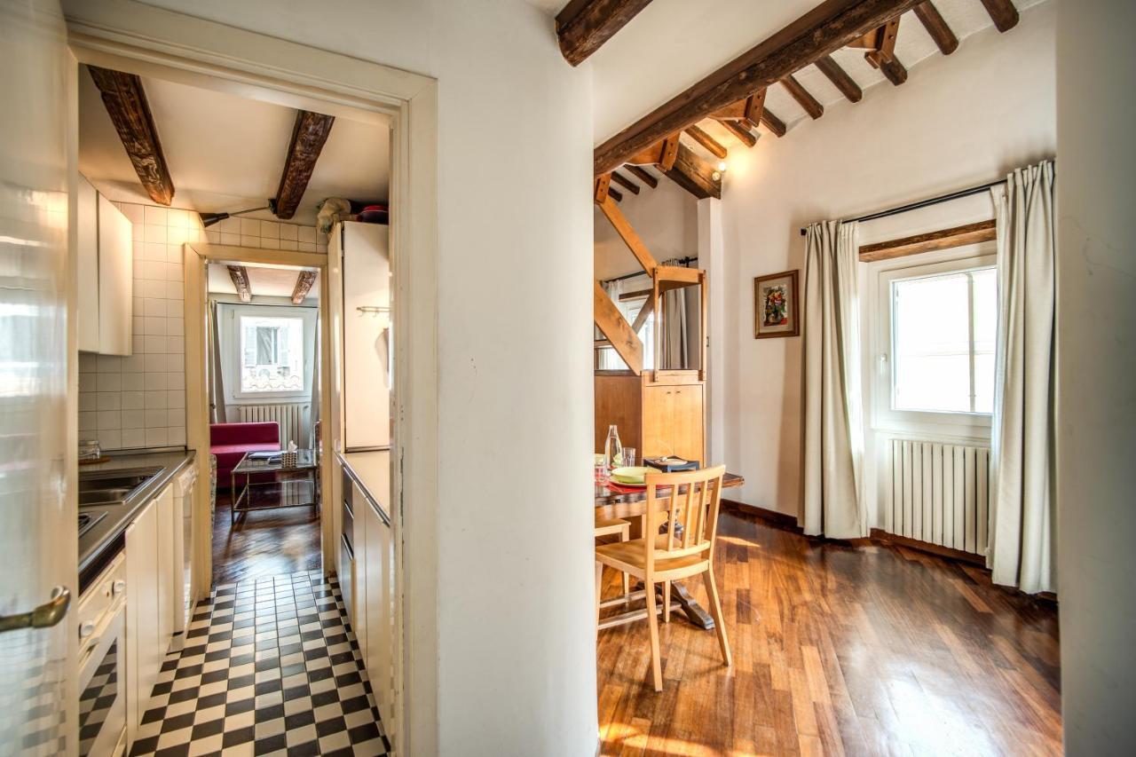 Apartment Lovely Attic With Private Terrace By Piazza Navona Rome