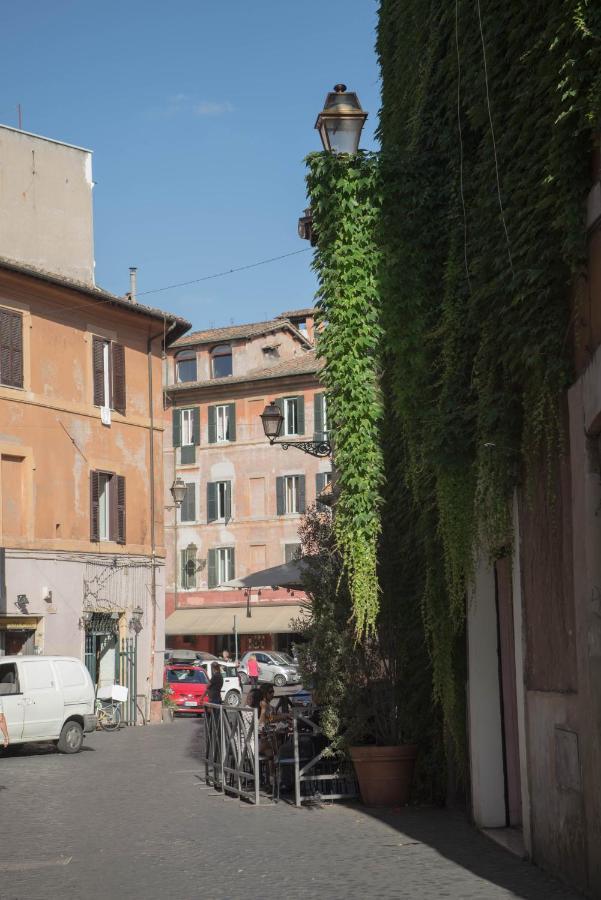 Apartment Casa Monticelli Rome