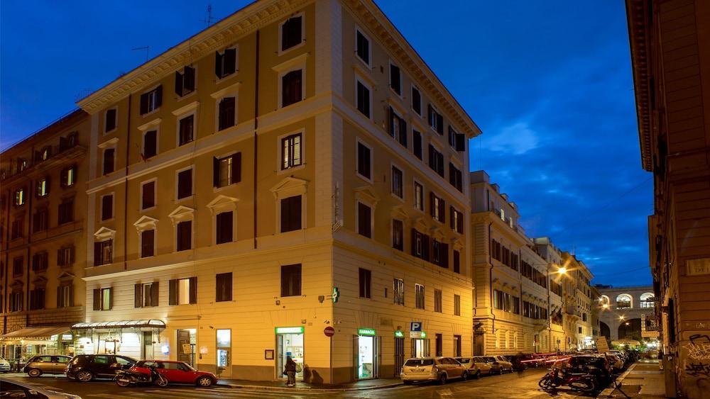 Hotel Assisi