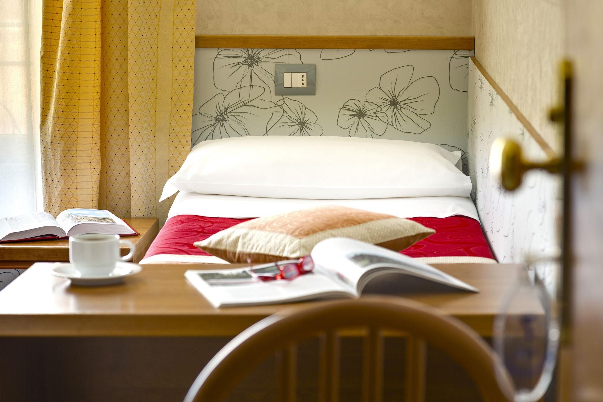 Marcantonio 2* Rome
