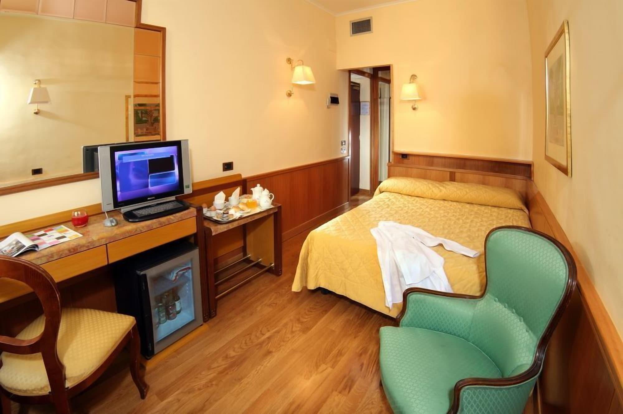 Oxford 4* Rome