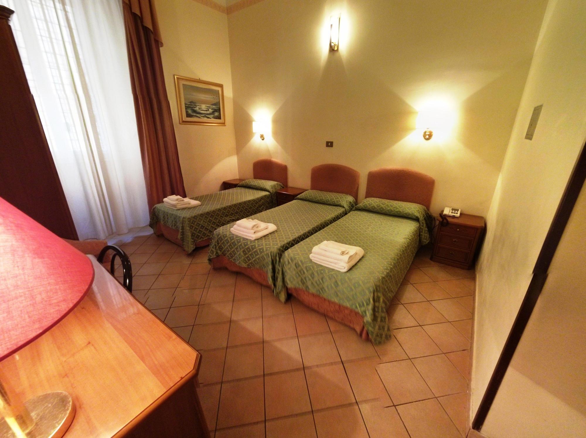 Cambridge Hotel Rome