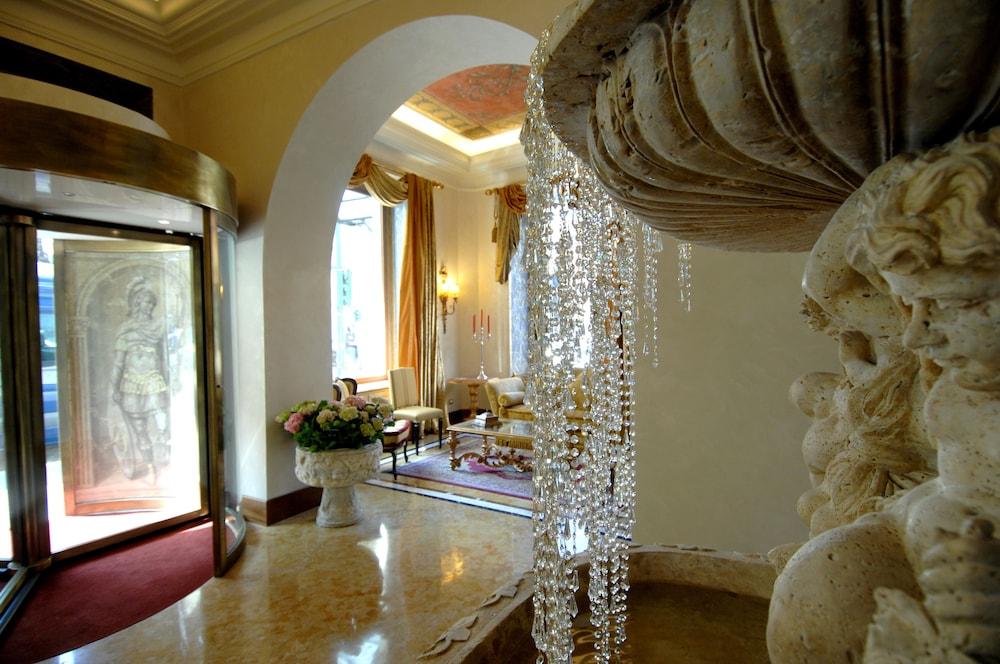 Romanico Palace Roma