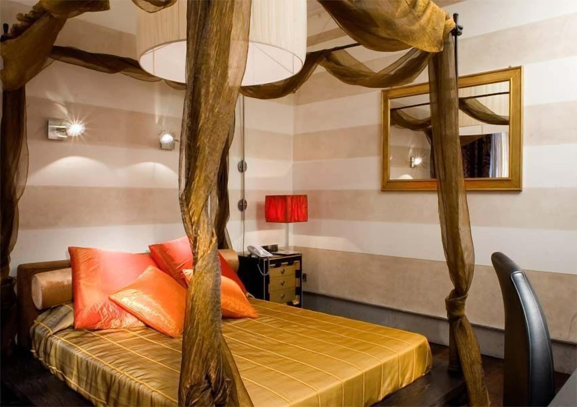 The At The Forum Luxury Collection - The At The Forum Rome