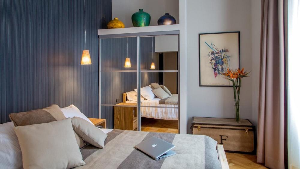 Qt & - Sistina Roma