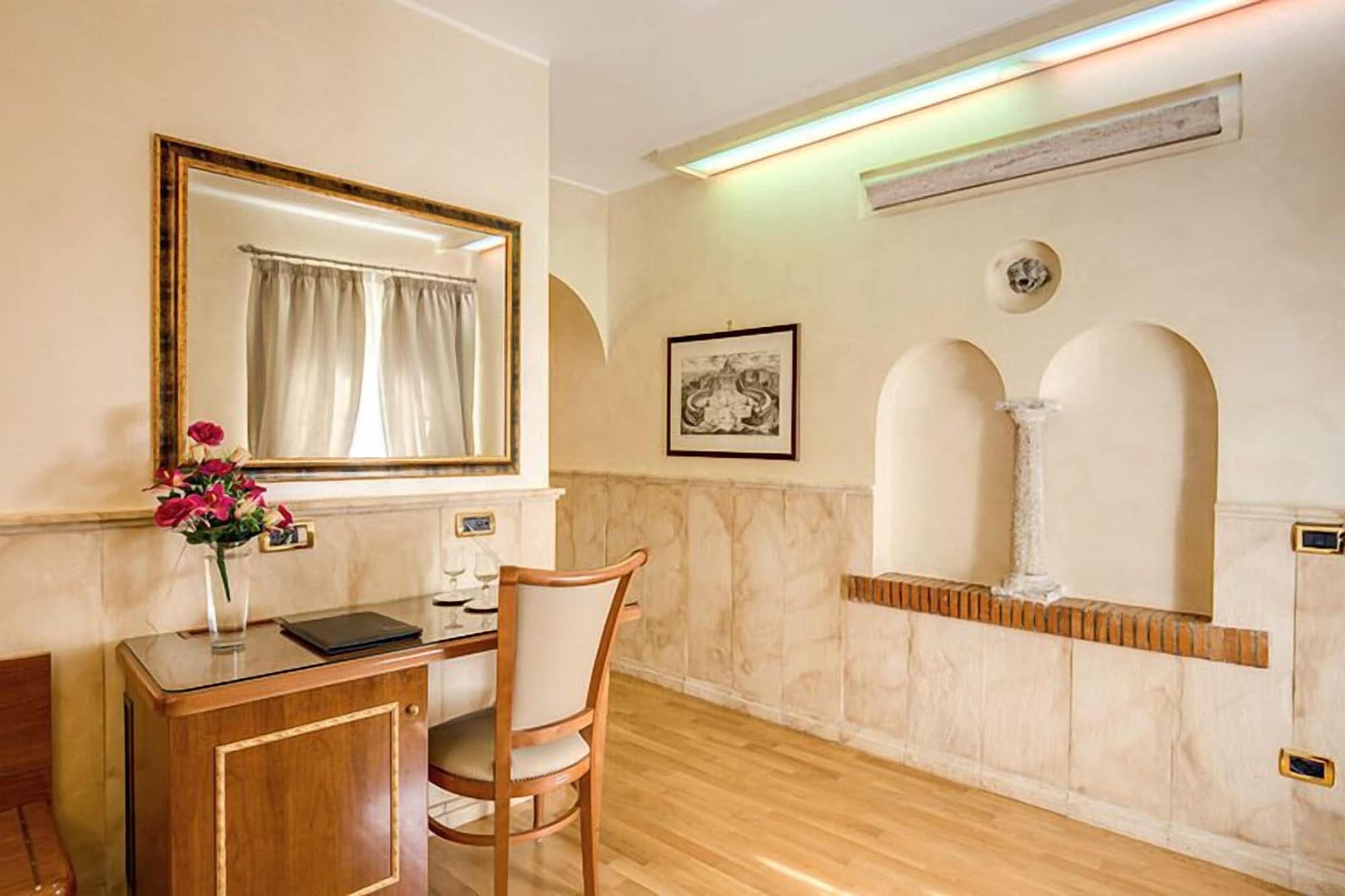 Pantheon Guest house 3*