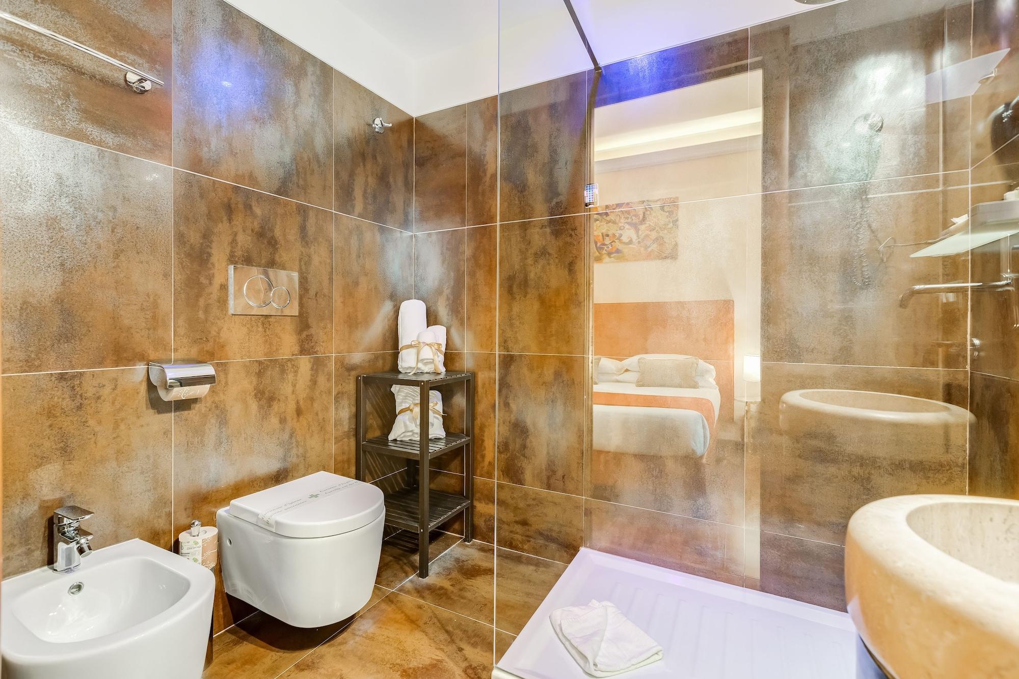 Lhr Coliseum 3* Rome