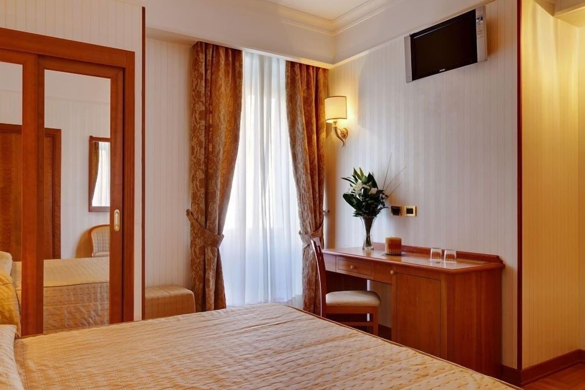 Guest house Residenza Romacentro 3*