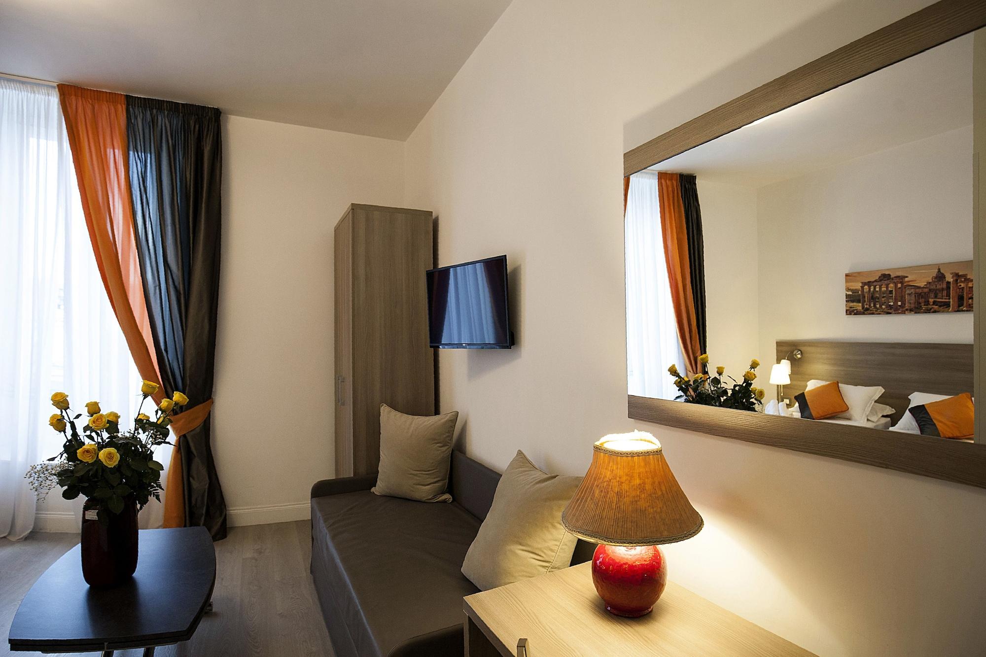 Roman Holidays Guest house 2*