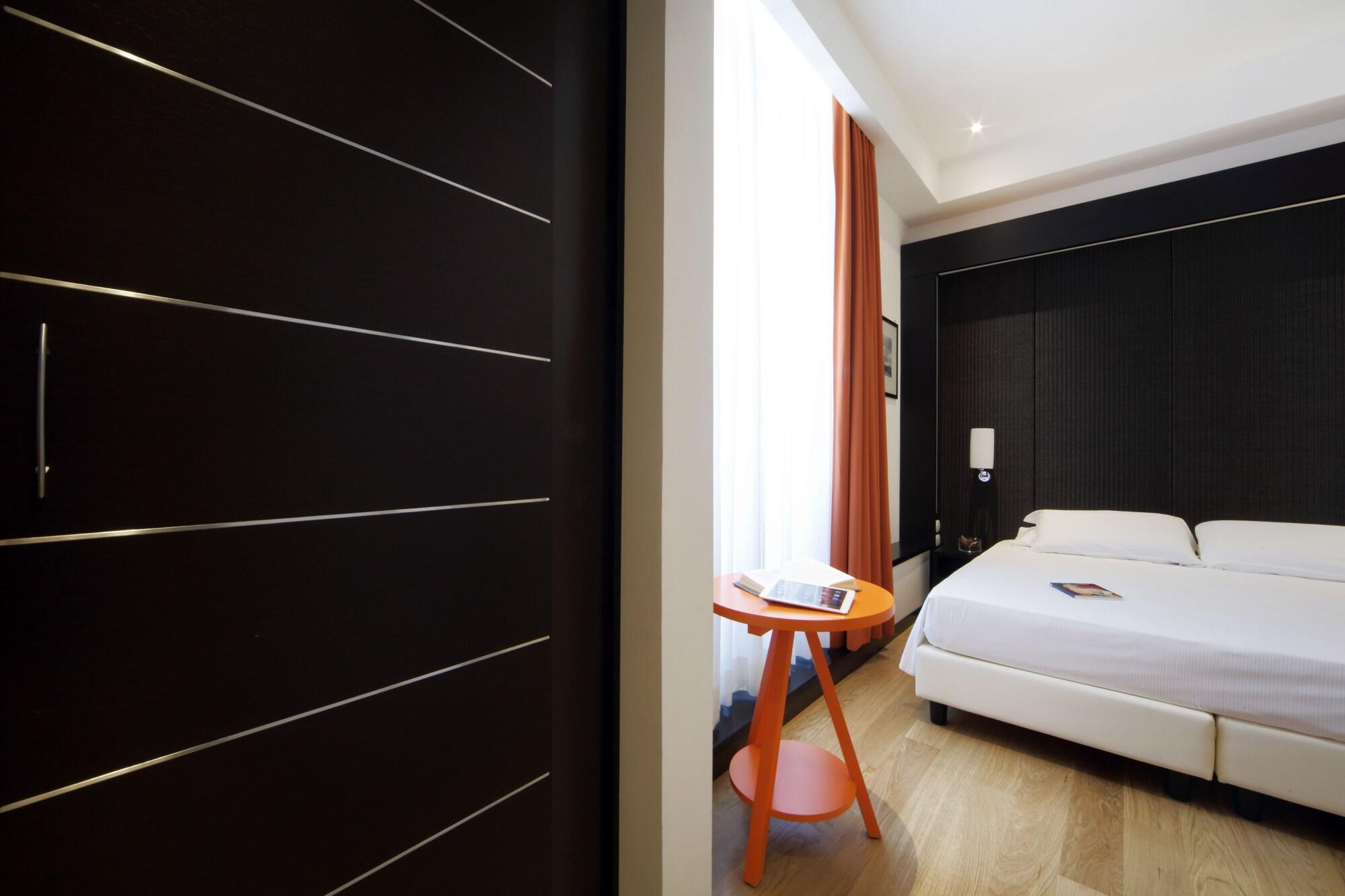 Ig-suites 3*