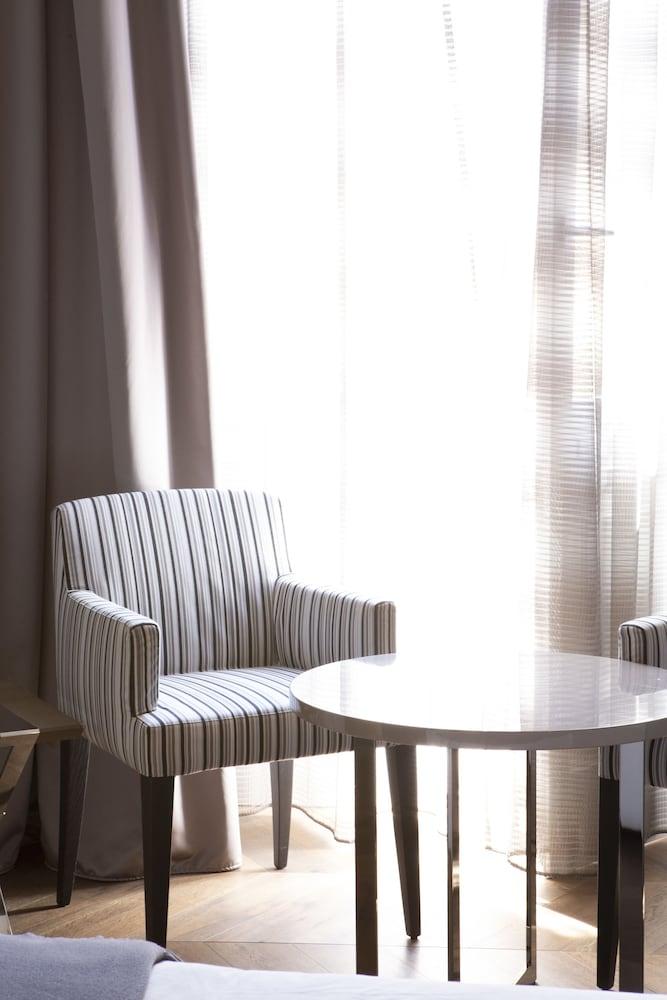 Le Quattro Dame Luxury Guest house 3*