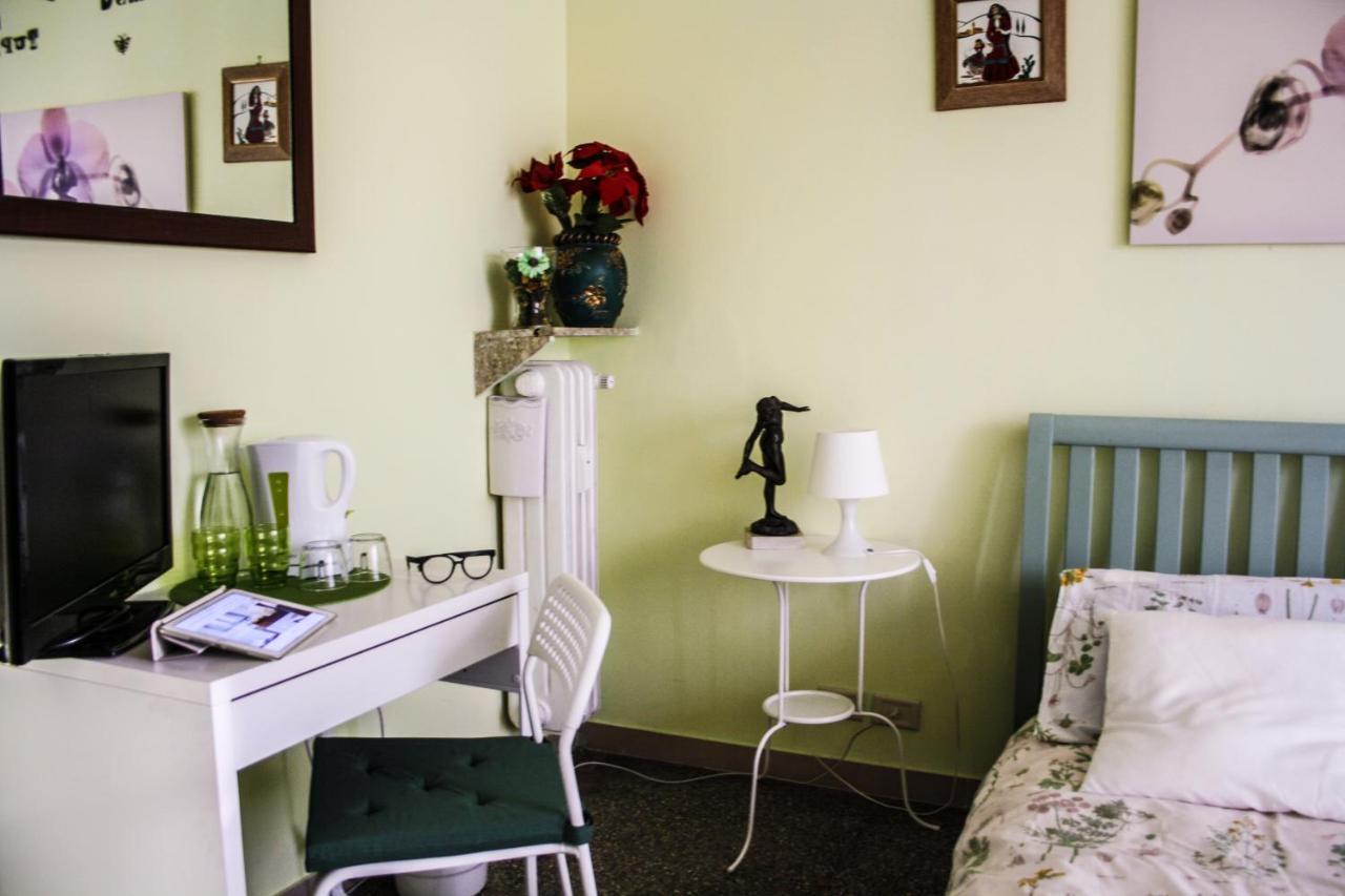 Bed & Breakfast Msg 3*