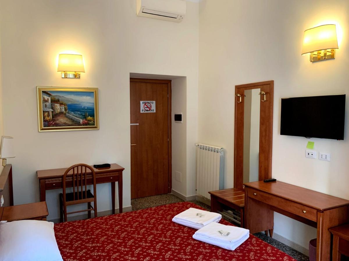 Paramount Guest house