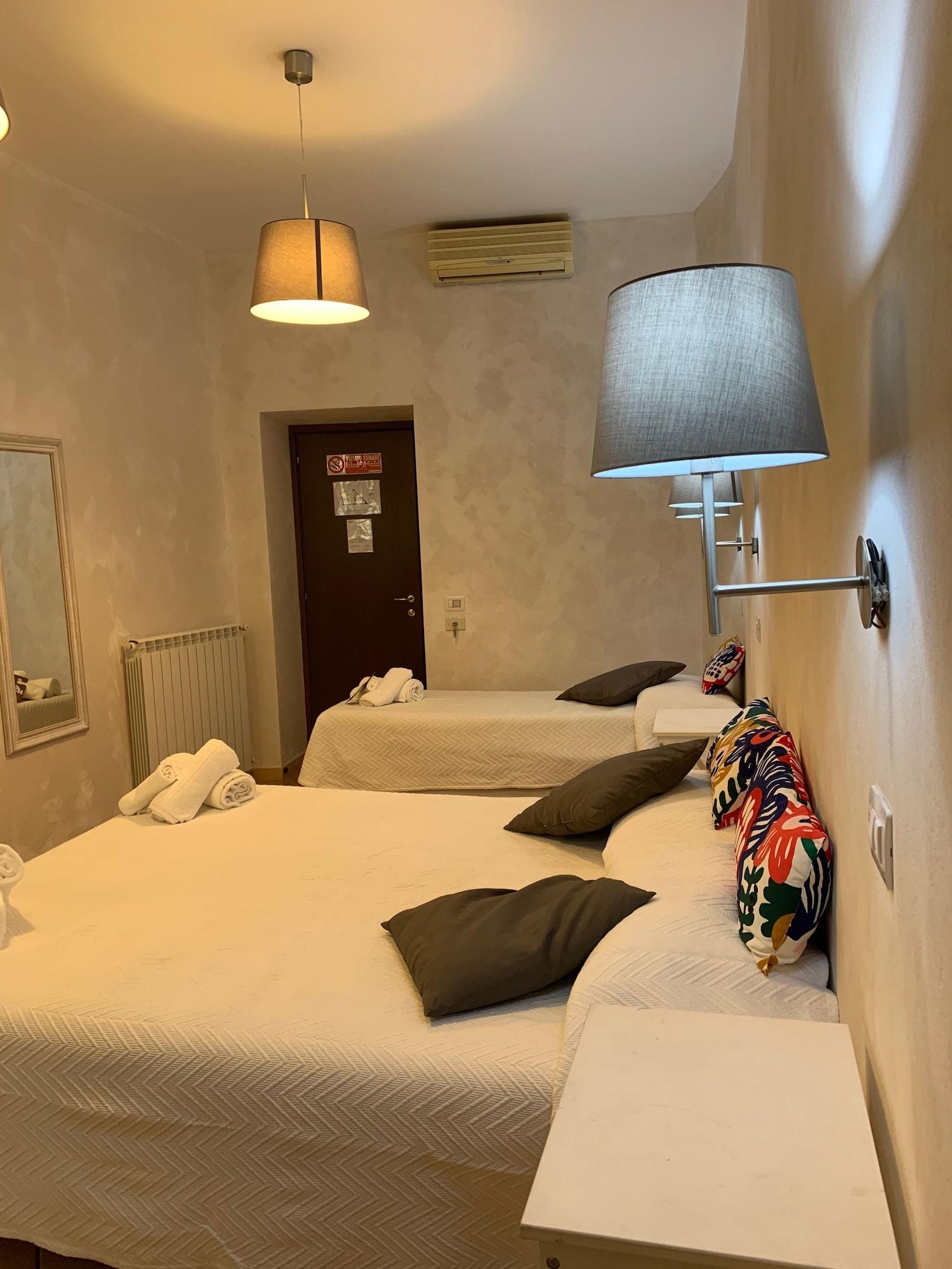 Gulliver's Guest house 2*