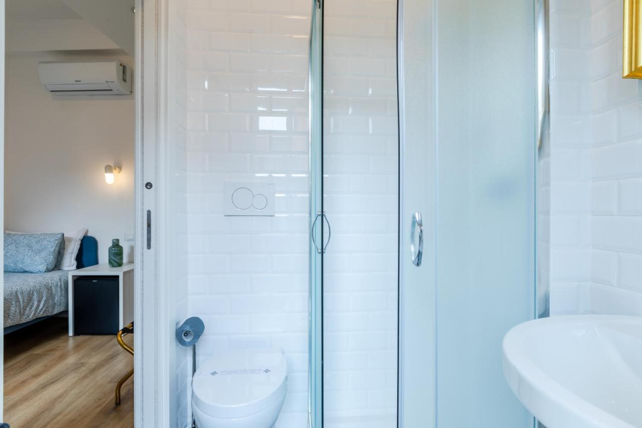 Lux House Guest Guest house Rome