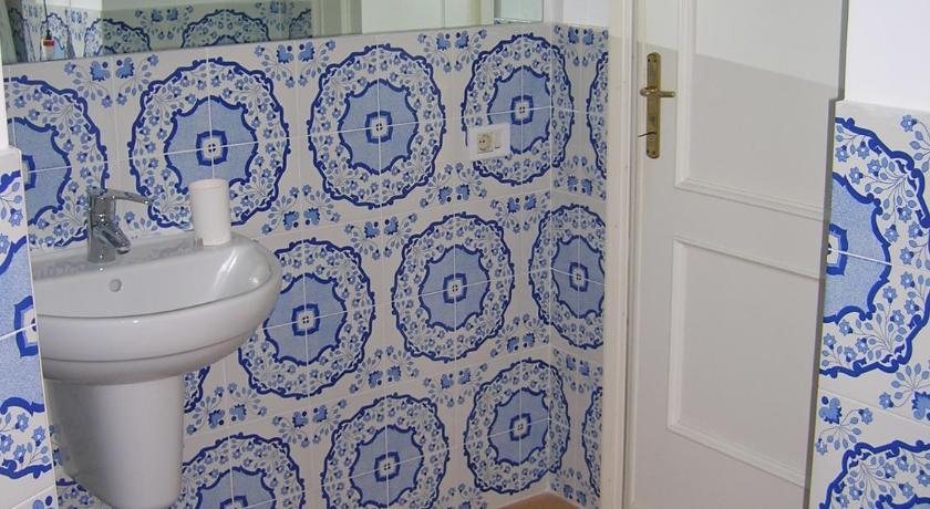 Relais La Canfora Guest house 2*