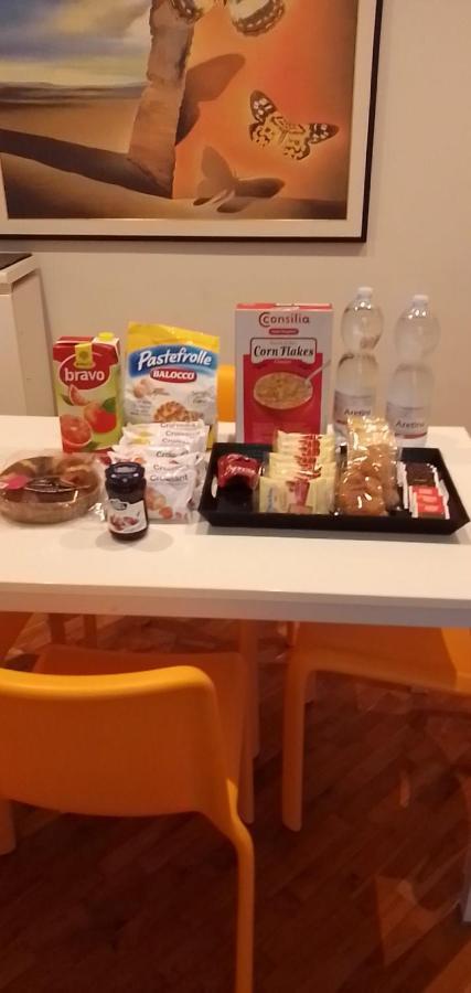 National Apartment *