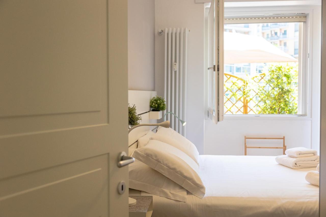 Amazing Viale Trastevere With Terrace Apartment Rome