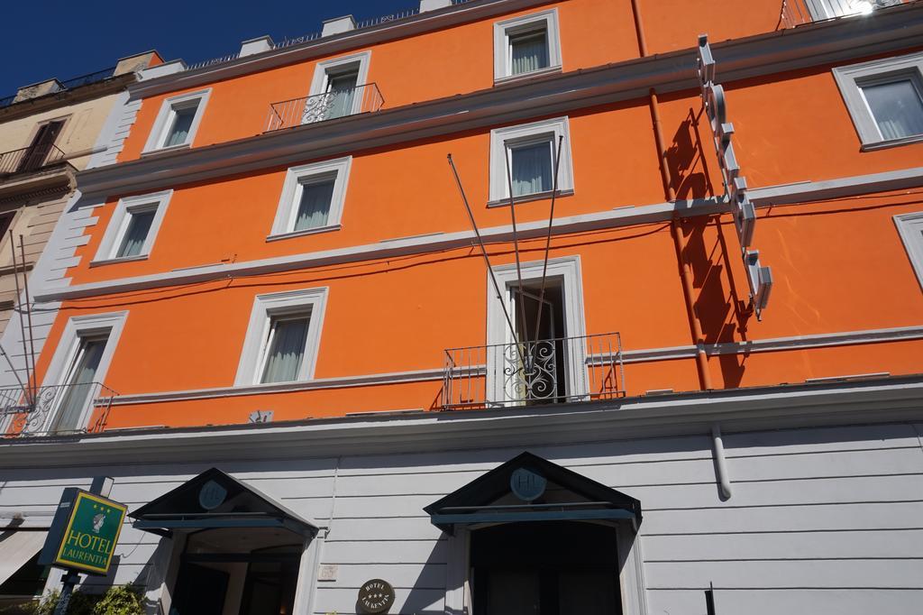 Laurentia Hotel