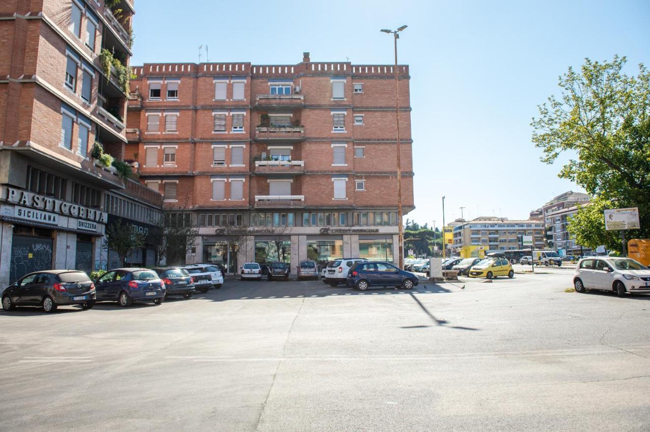 Apartment Clover - 13 Piazza Pio Xi Rome