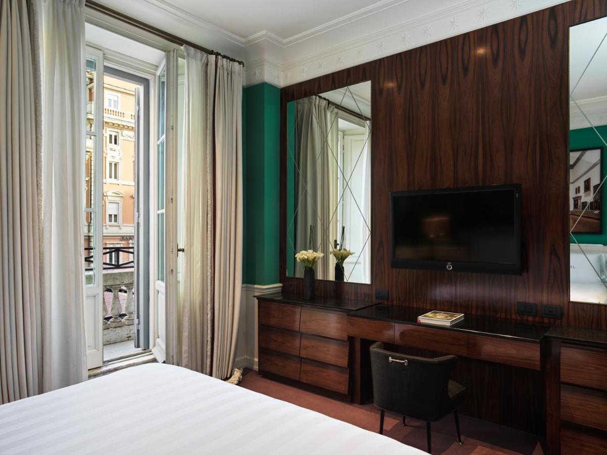 J.k. Place - The Leading Of The World 5*