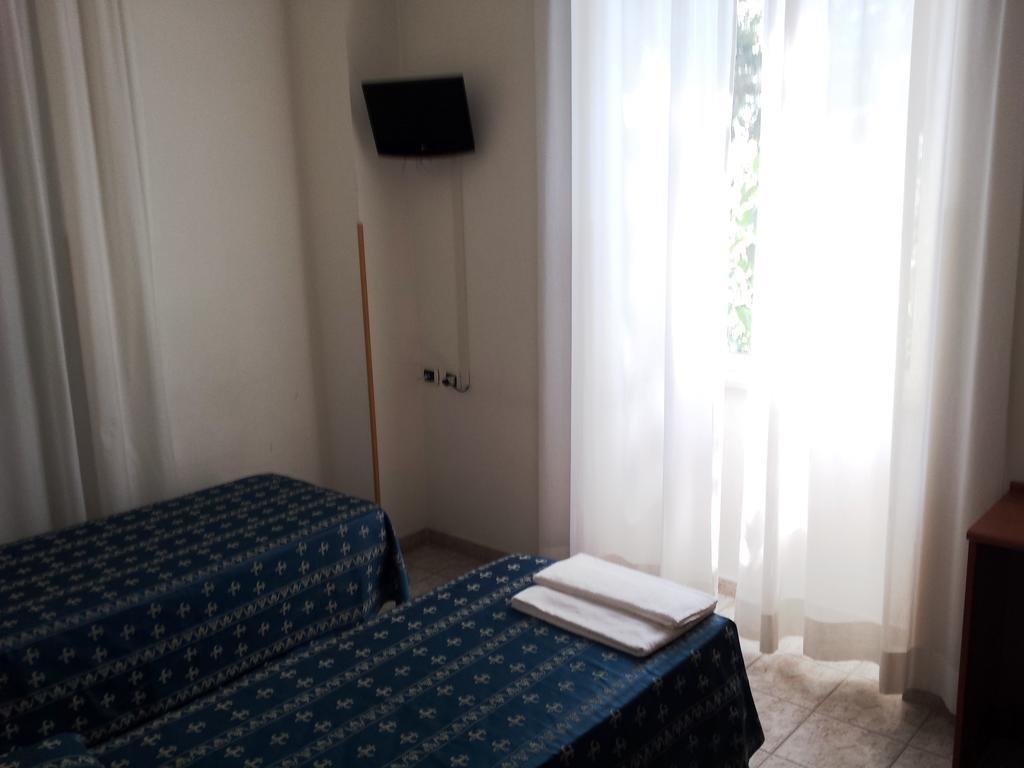 Maria Rosa Molas - Casa Per Ferie Guest house Rome