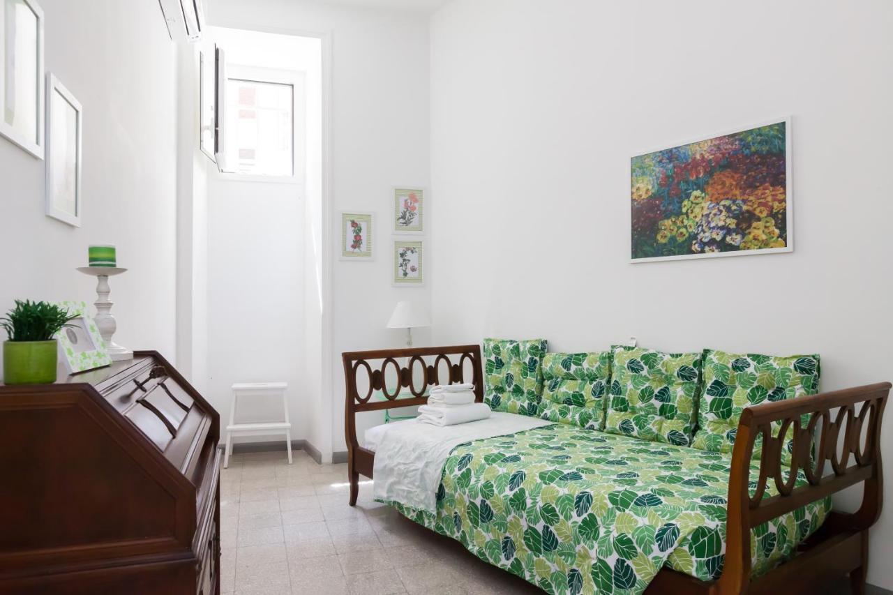 With Large Garden By The Vatican Apartment *