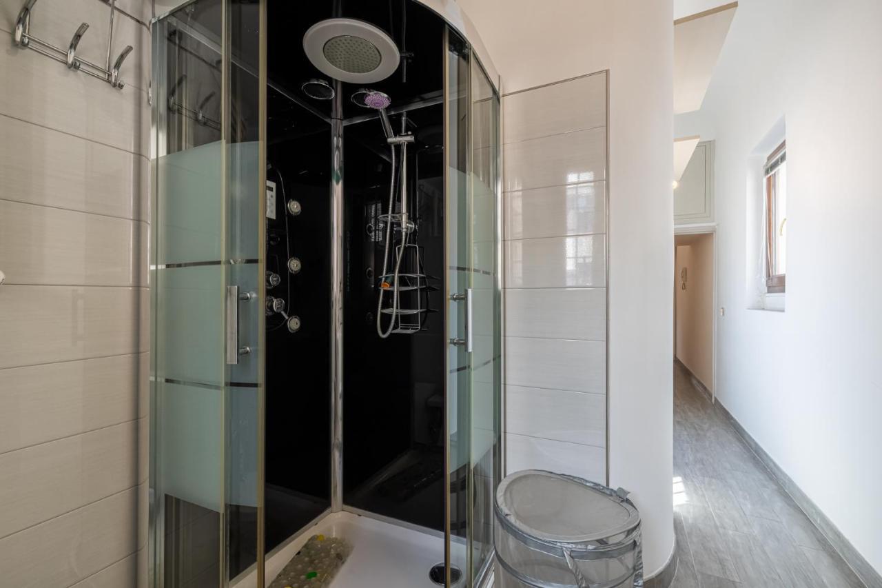 Apartment Dimora Coronari Rome