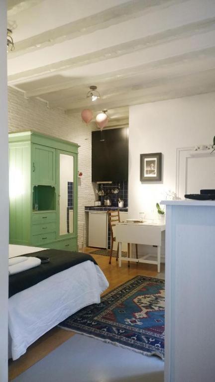 In-love Apt Apartment