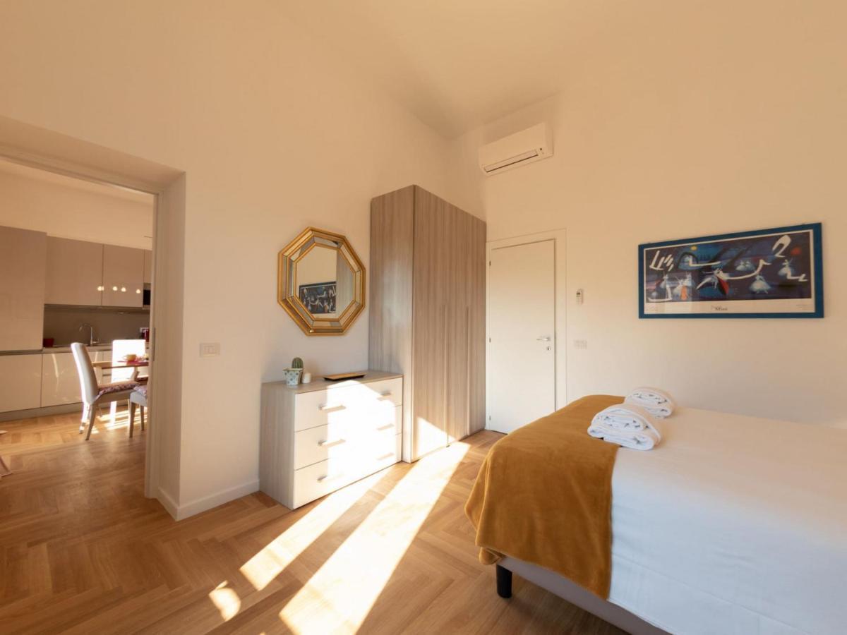 The Rent - Bright Near Isola Tiberina Appartamento