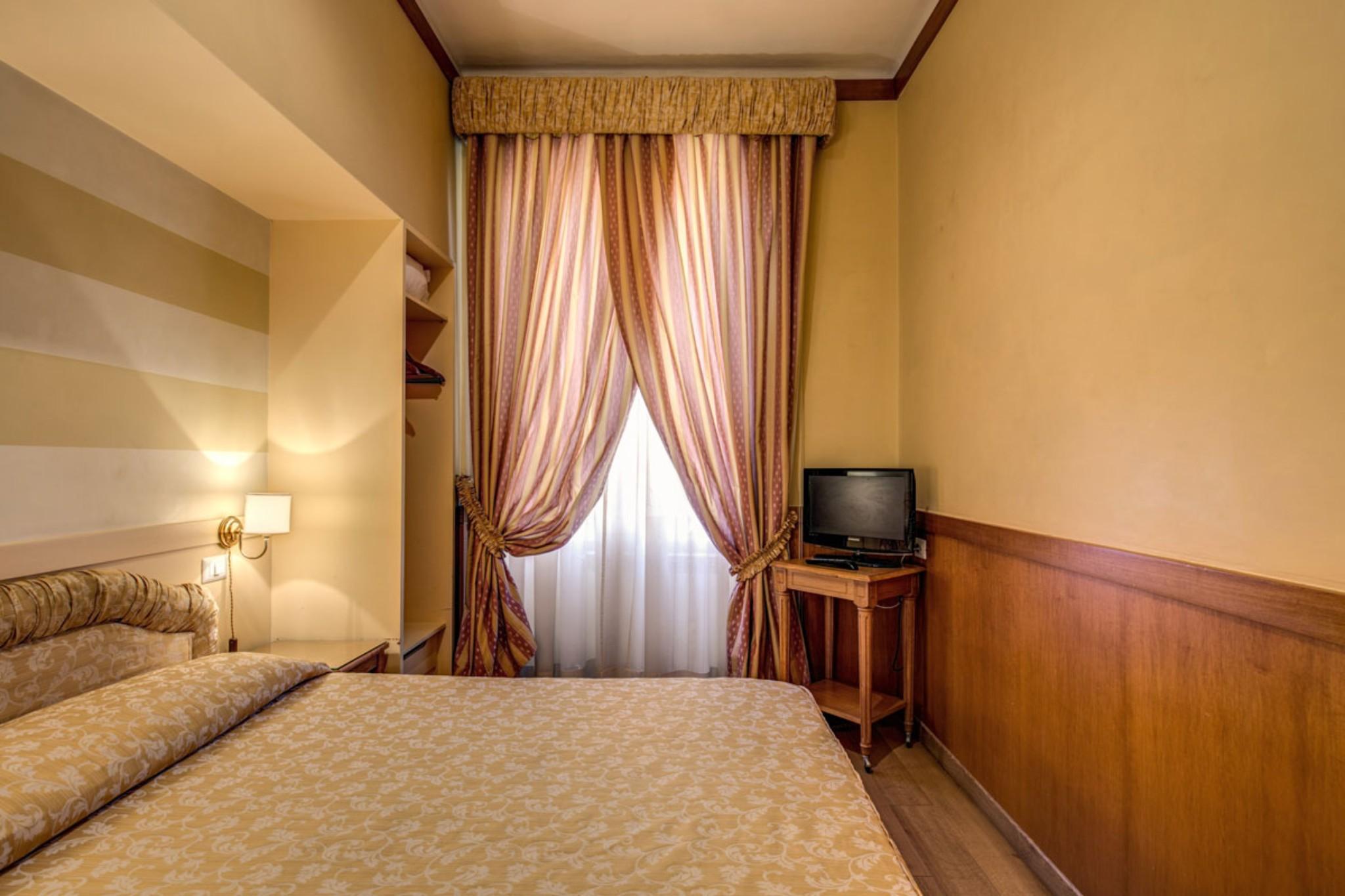 Clodio 4*