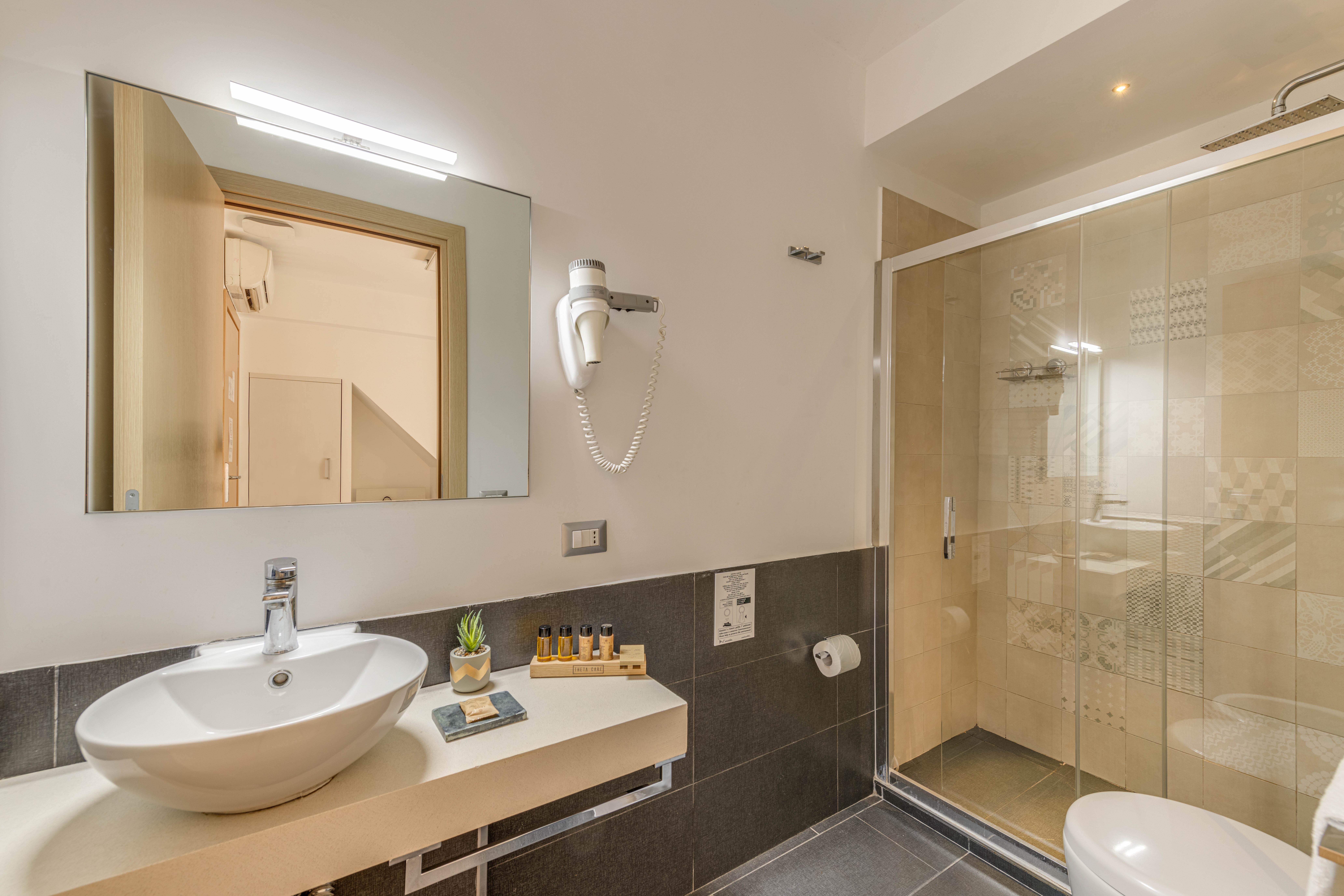 Trevi Hotel Rome