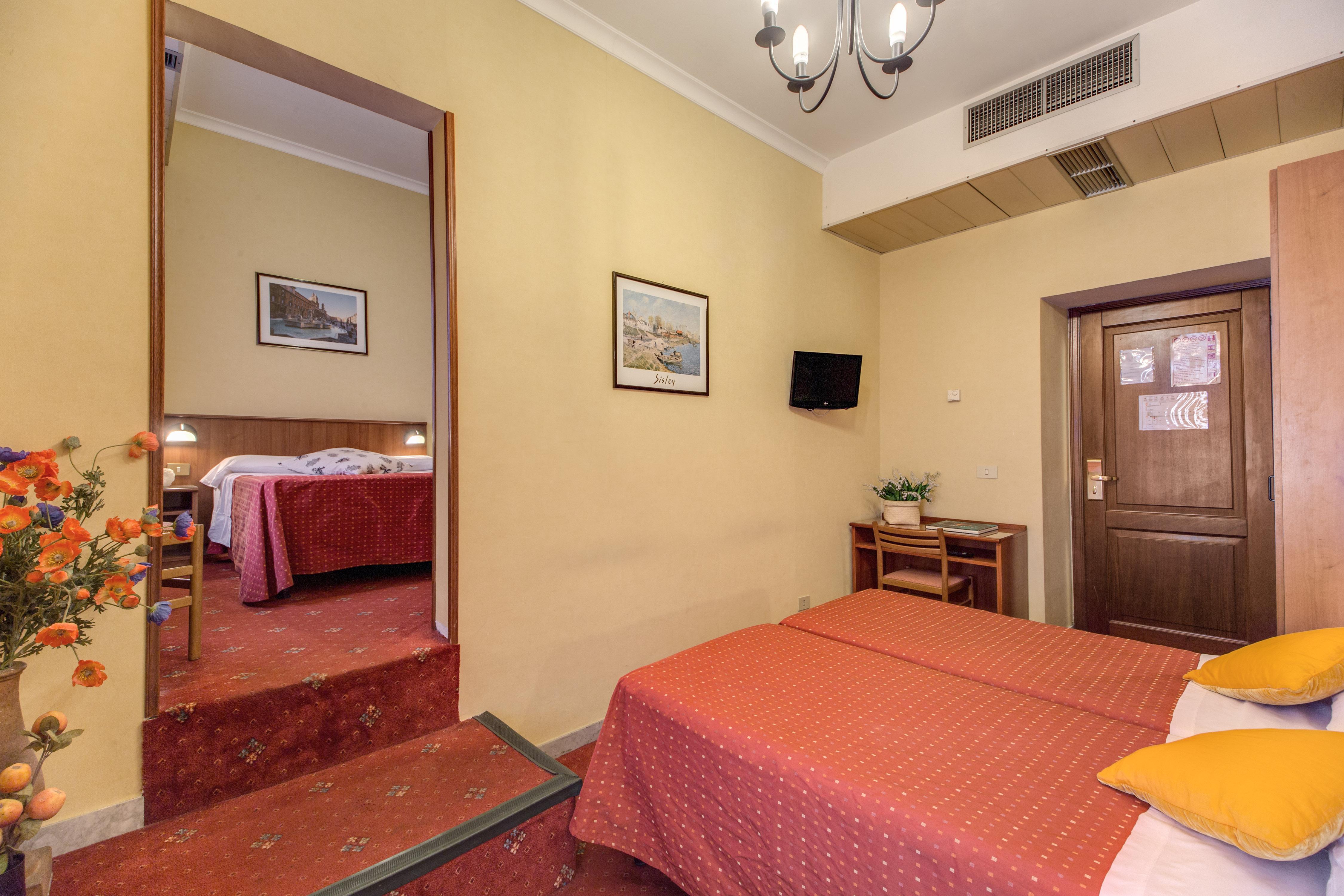 Hotel Corona Hotel 3*