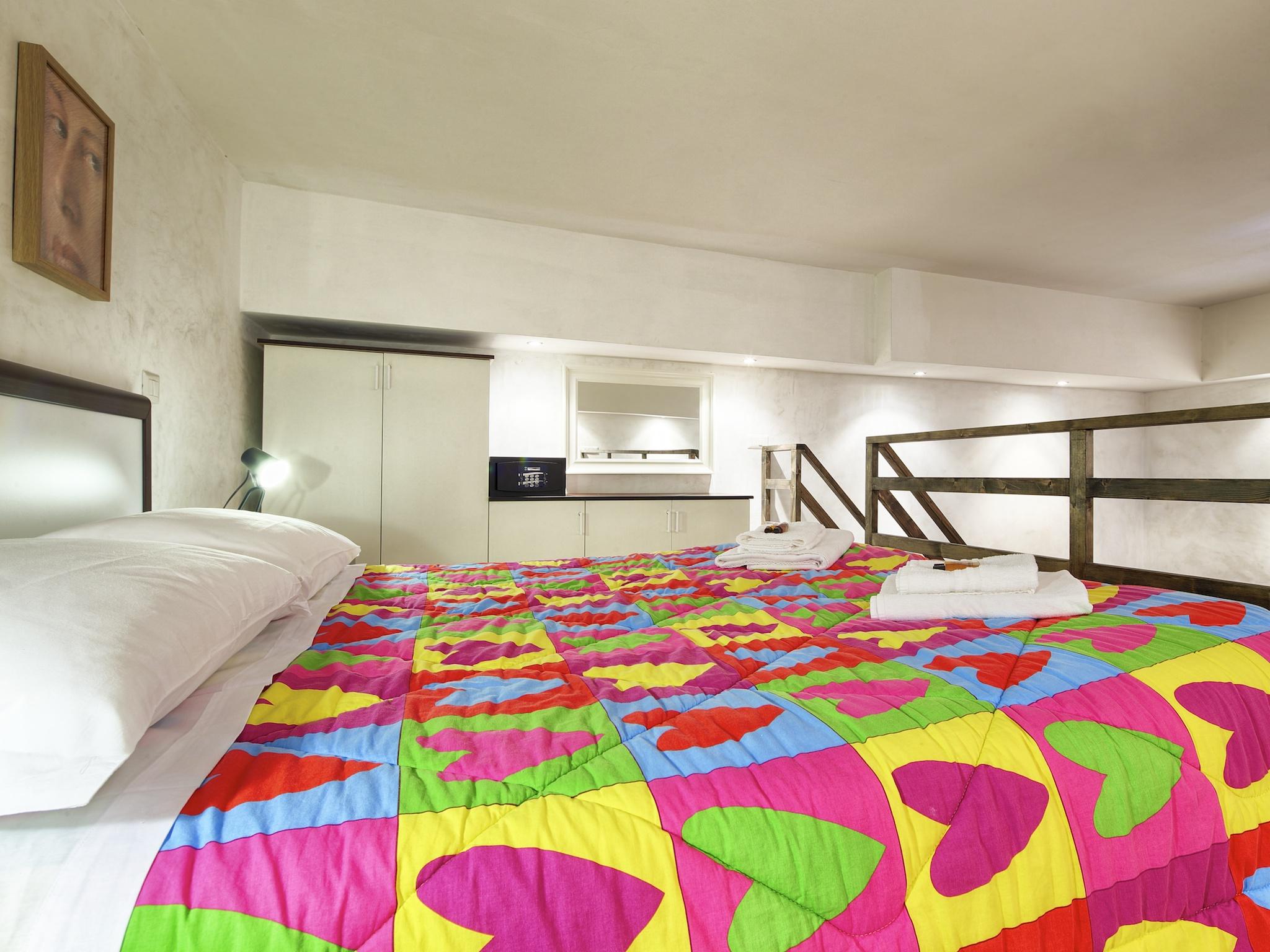 Ht Maximus Guest house 3*