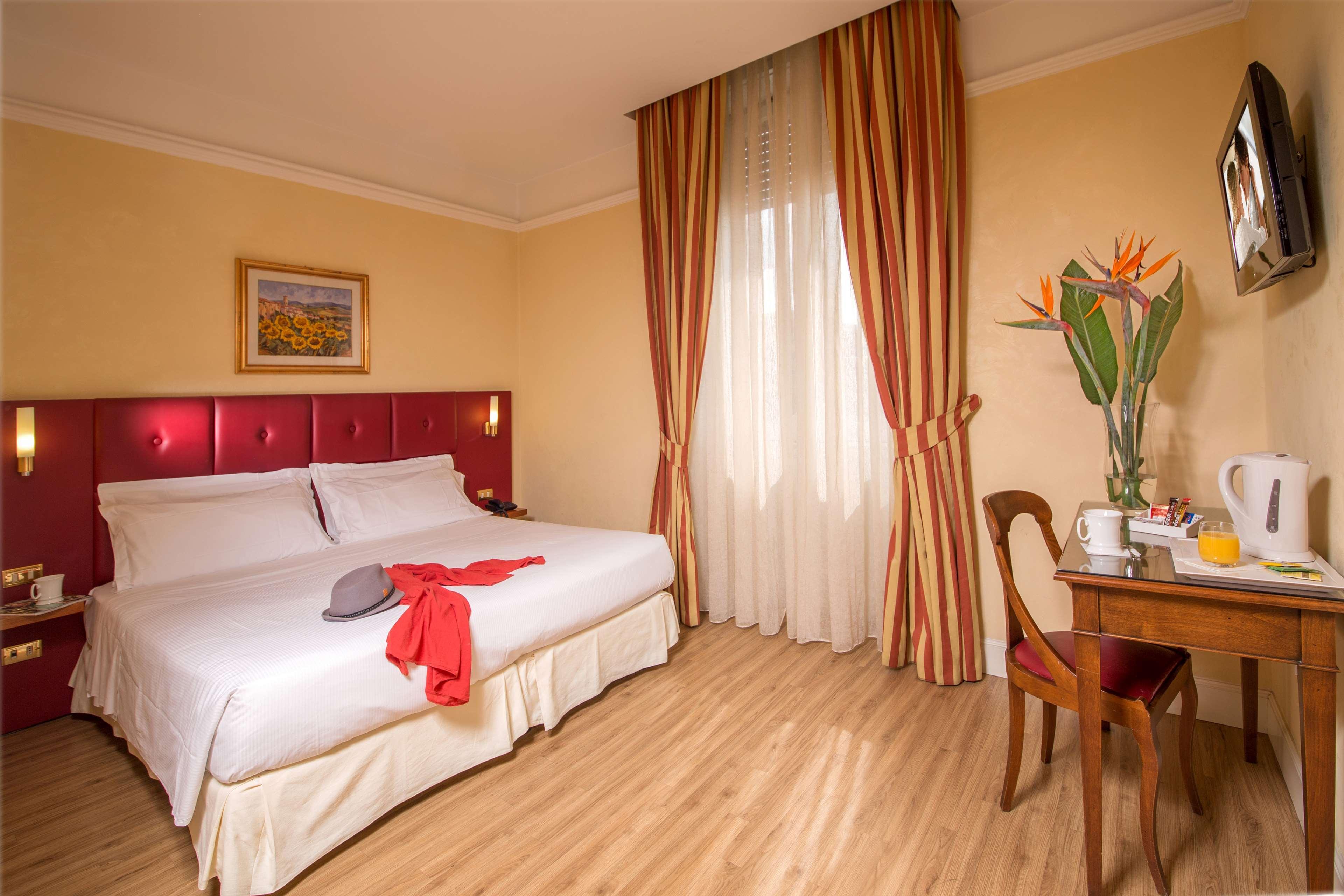 Western Astrid Hotel 3*