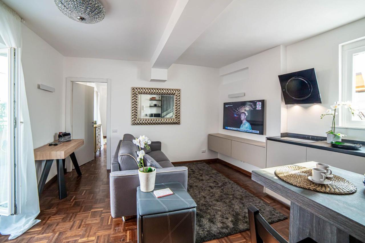 Luxury Floor In Trastevere Apartment Rome