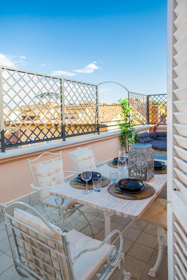 Luxury Floor In Trastevere Apartment Rome