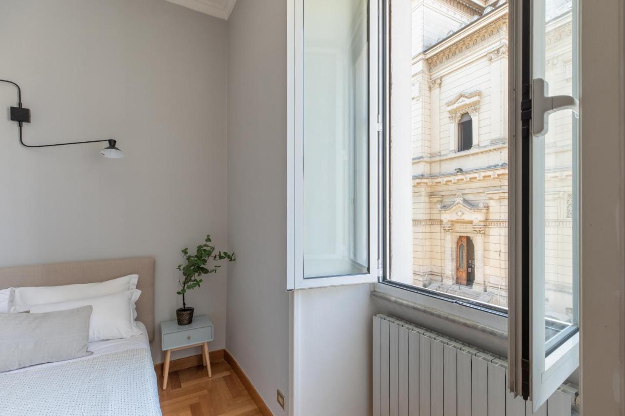 Iflat Synagogue At Your Feet Apartment