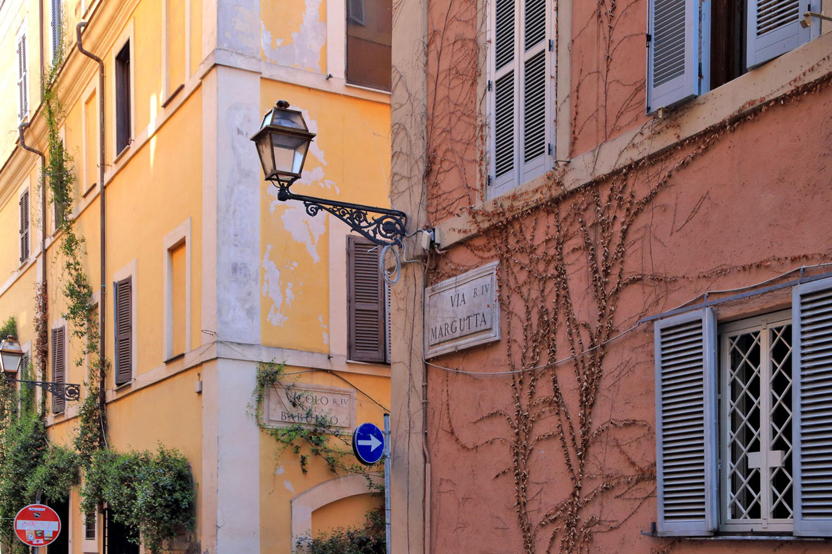 Apartment Piazzetta Margutta - My Extra *