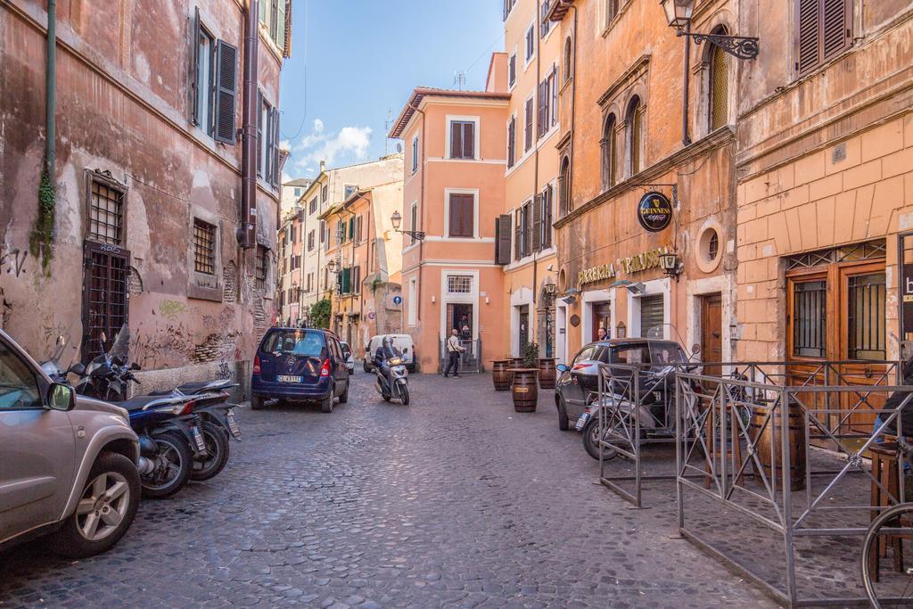Apartment Casa Monticelli Rome