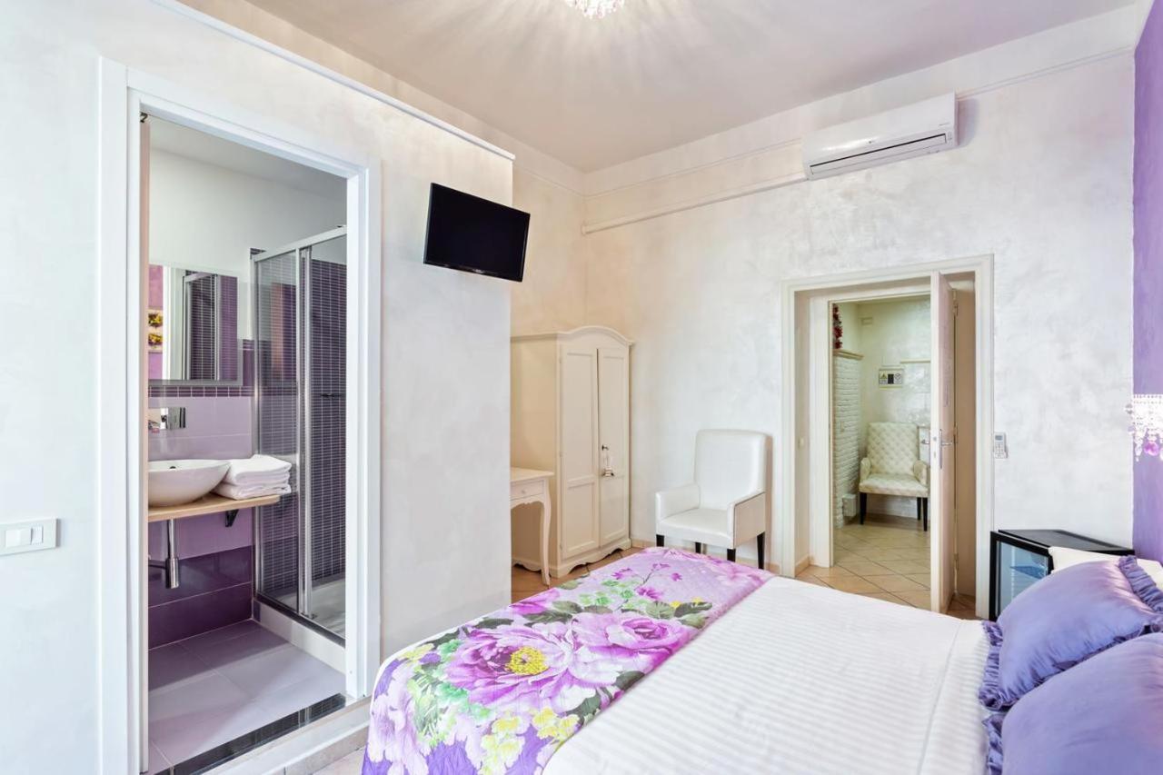 Capsule hotel Pretty In Vatican Center