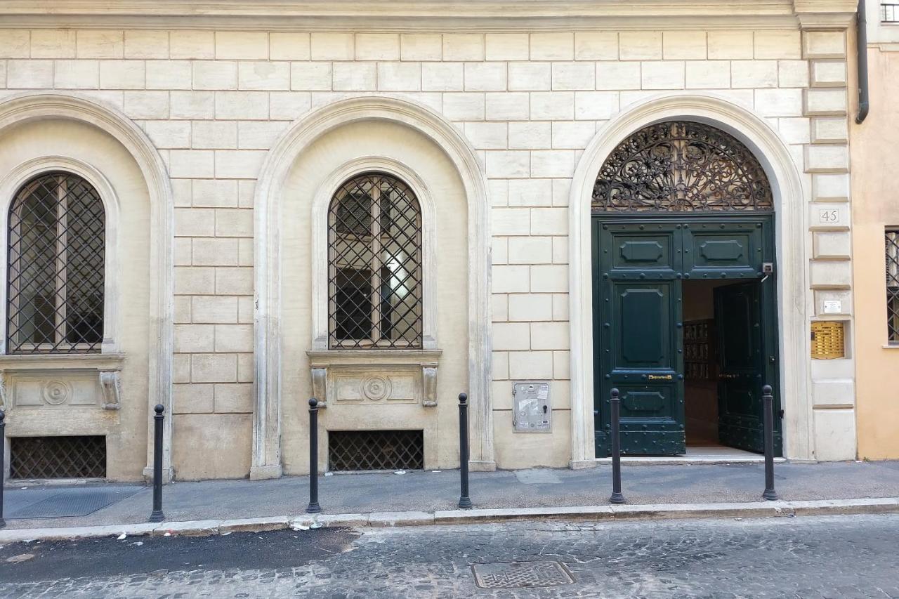 Trevi - Barberini Apartment
