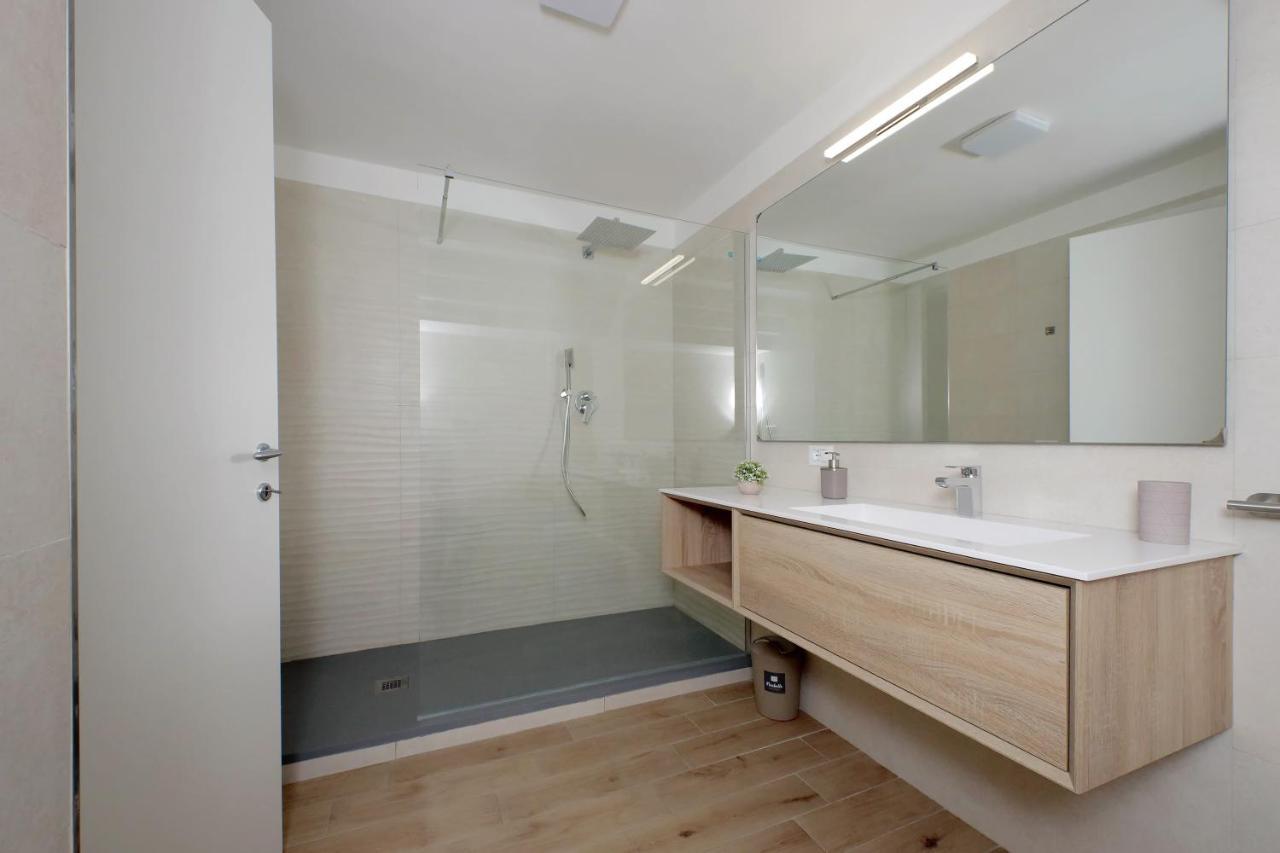 Trevi - Barberini Apartment